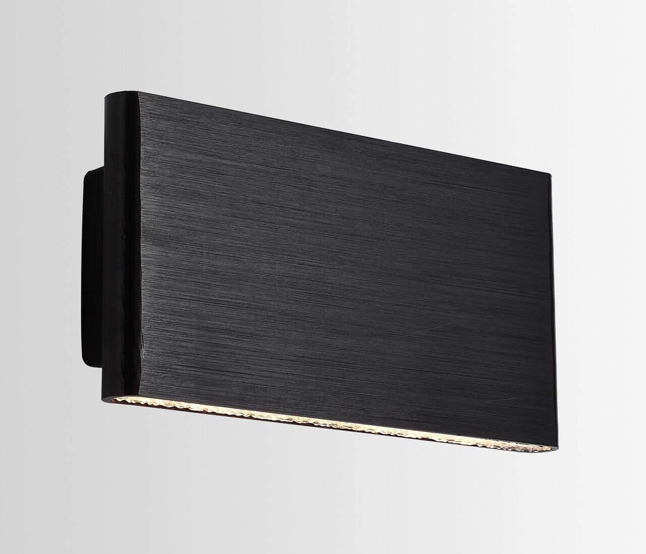 Изображение Настенный светильник Lucia Tucci Aero W204 Nero LED