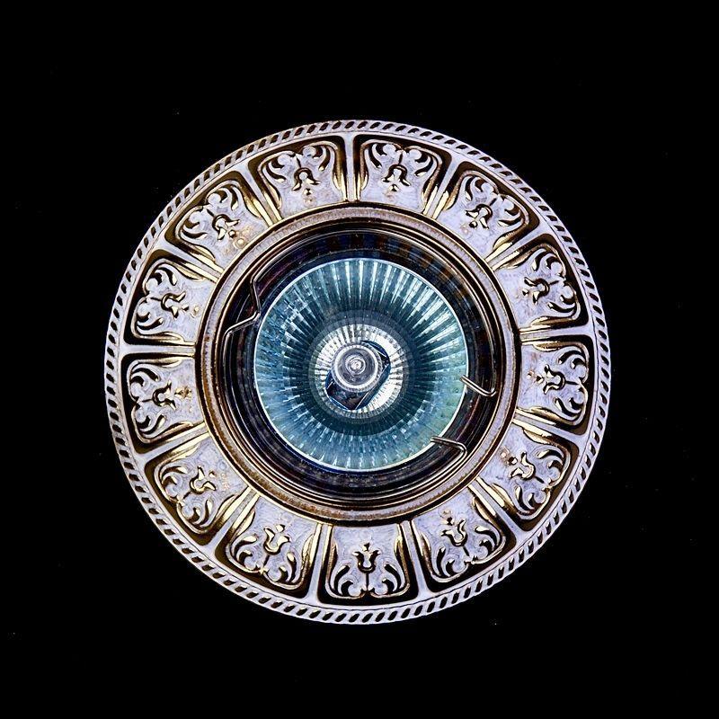 Изображение Встраиваемый светильник Artglass Spot 50 White Gold