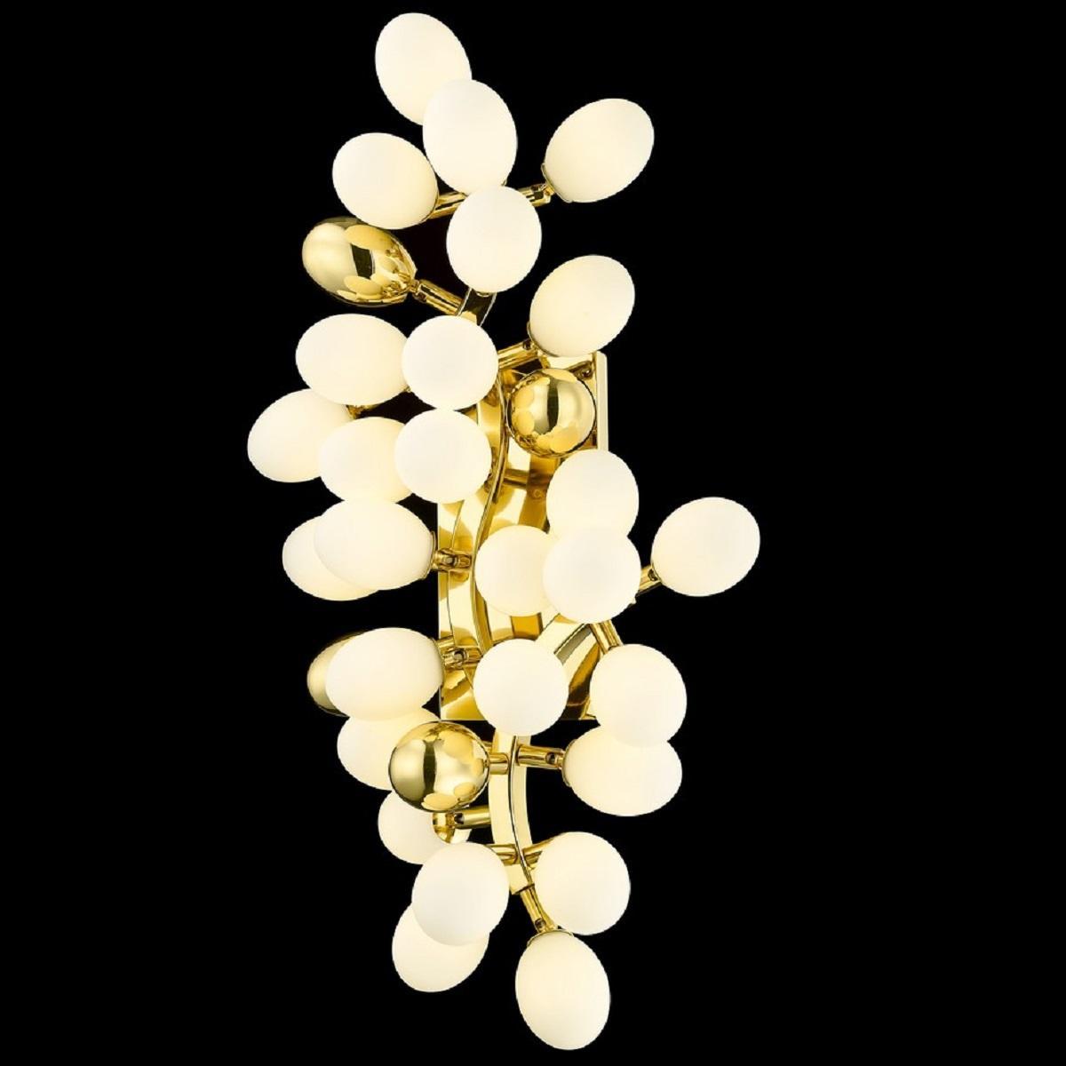 Изображение Настенный светильник Wertmark OLIVIA WE232.23.301