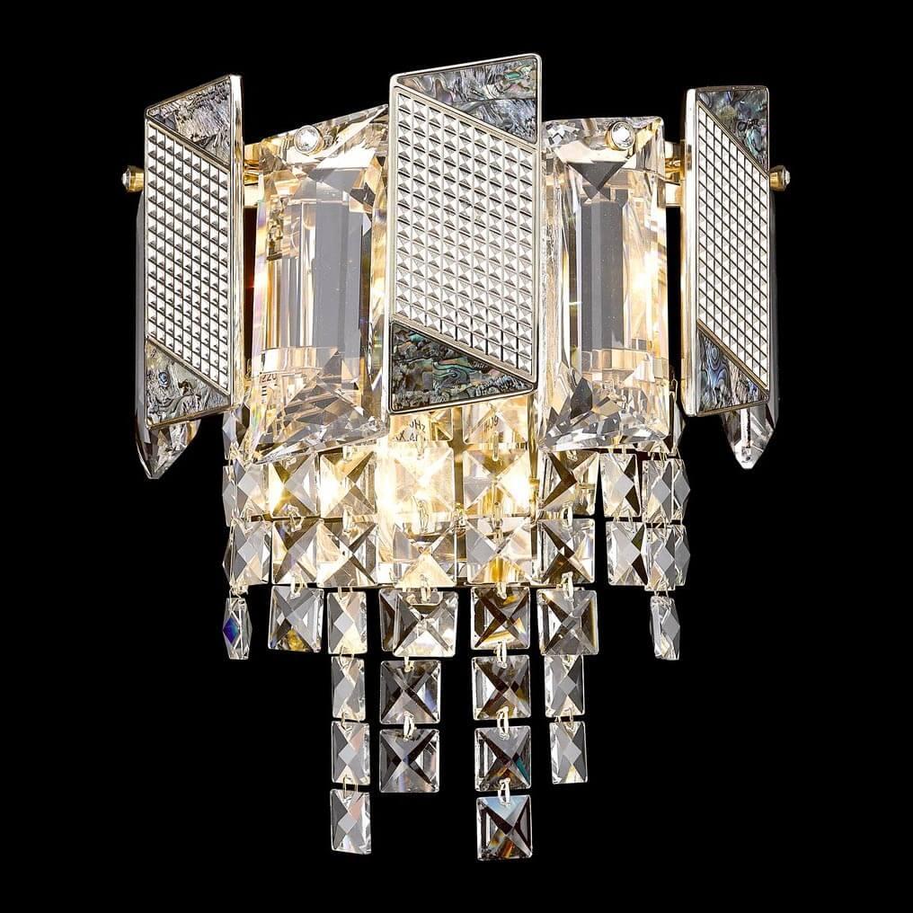 Изображение Настенный светильник Wertmark Malvina WE114.02.301