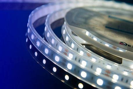 Изображение Светодиодная влагозащищенная лента DesignLed 14,4W/m 60LED/m 5050SMD холодный белый 5M 000518